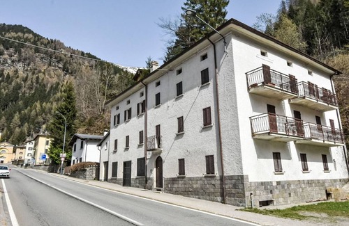 Campodolcino Apartment | 60 m² Apartment ∙ 1 bedroom ∙ 4 guests