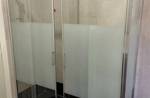 Como City Centre Apartment | 60 m² Apartment ∙ 1 bedroom ∙ 4 guests