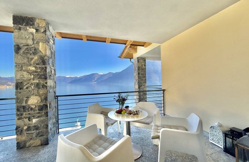 Argegno Apartment | 60 m² Apartment ∙ 2 bedrooms ∙ 4 guests