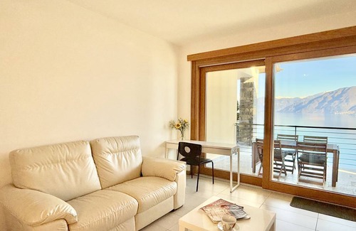 Argegno Apartment | 60 m² Apartment ∙ 2 bedrooms ∙ 4 guests