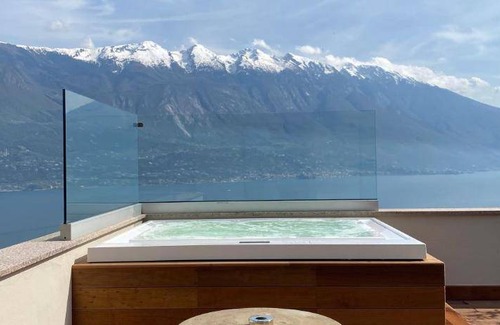 Limone sul Garda Apartment | 60 m² Serviced apartment ∙ 2 bedrooms ∙ 4 guests