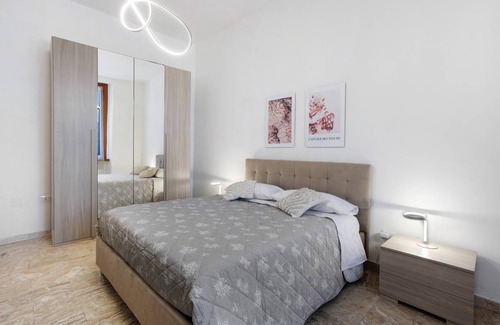 Central Station Apartment | 65 m² Apartment ∙ 2 bedrooms ∙ 4 guests