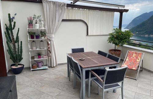 Sale Marasino Apartment | 65 m² Apartment ∙ 2 bedrooms ∙ 5 guests
