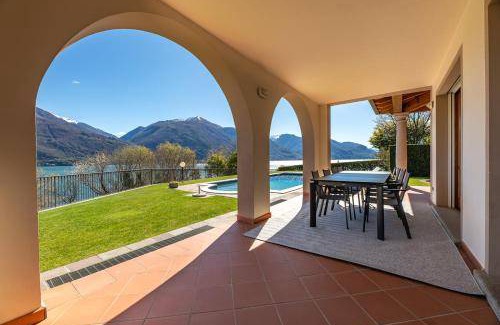 Vignola Villa | 700 m² Villa ∙ 7 bedrooms ∙ 14 guests
