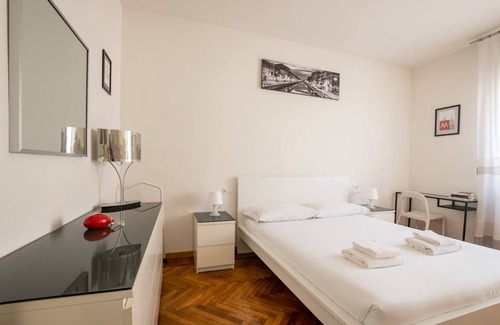 Calvairate Apartment | 75 m² Apartment ∙ 2 bedrooms ∙ 3 guests