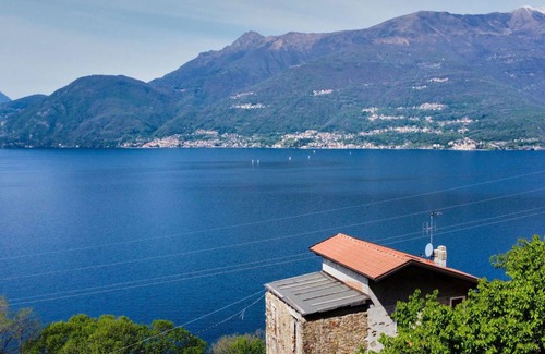 Bellano Other | 80 m² Accommodation ∙ 2 bedrooms ∙ 6 guests