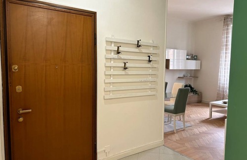 Tricolore Apartment | 80 m² Apartment ∙ 2 bedrooms ∙ 3 guests