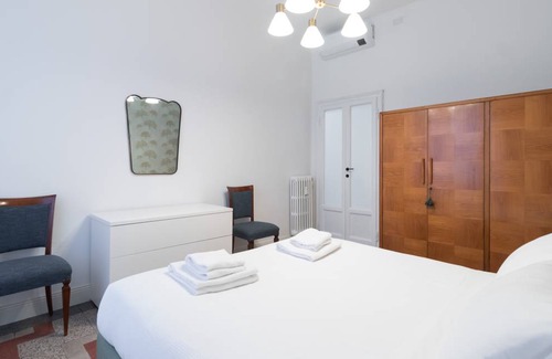 Magenta Apartment | 80 m² Apartment ∙ 1 bedroom ∙ 4 guests
