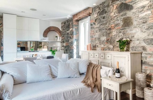 Como Apartment | 80 m² Apartment ∙ 1 bedroom ∙ 4 guests