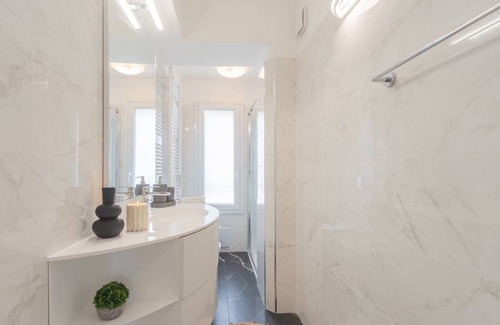 Argegno Apartment | 83 m² Apartment ∙ 2 bedrooms ∙ 4 guests