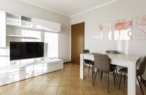 Rozzano Apartment | 85 m² Apartment ∙ 2 bedrooms ∙ 4 guests
