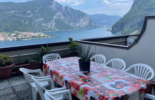 Valbrona Apartment | 87 m² Apartment ∙ 3 bedrooms ∙ 11 guests