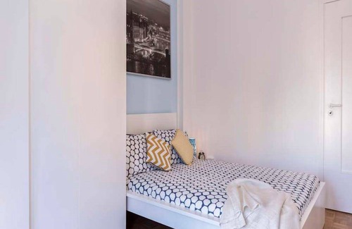 Cesano Boscone Resort | 90 m² Private room ∙ 1 bedroom ∙ 1 guest