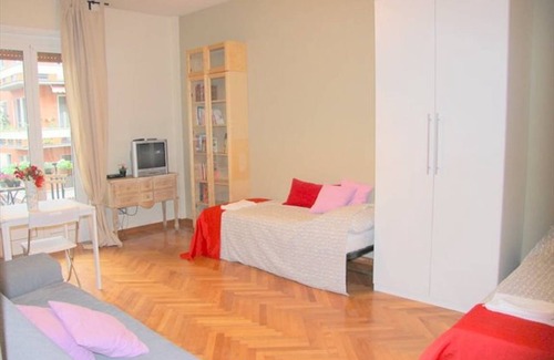 Zona Solari Other | 90 m² Shared room ∙ 1 bedroom ∙ 1 guest