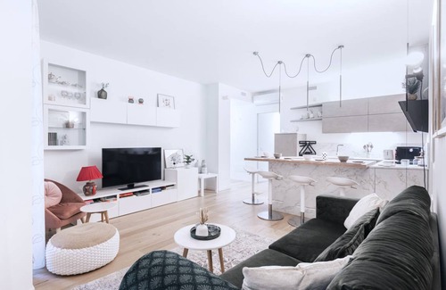 Central Station Apartment | 92 m² Apartment ∙ 2 bedrooms ∙ 6 guests