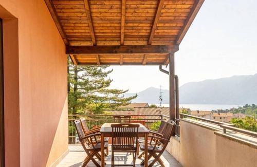 Luino Apartment | 95 m² Apartment ∙ 3 bedrooms ∙ 6 guests