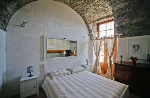 Mandello del Lario House | Agriturismo Crotto Di Somana