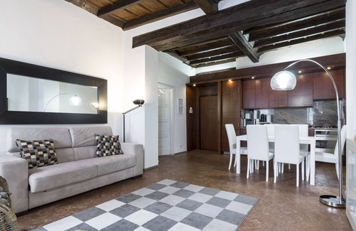 Cerchia dei navigli Apartment | Ancient Nest, a luxury one-bedroom apartment in the center of Milan
