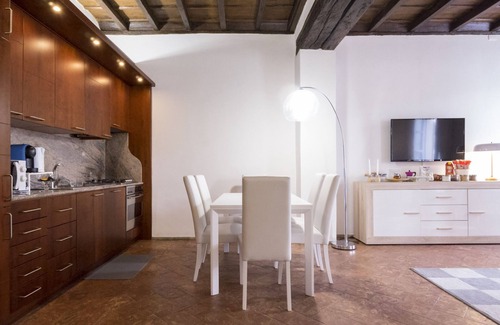 Cerchia dei navigli Apartment | Ancient Nest, a luxury one-bedroom apartment in the center of Milan
