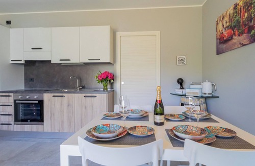 Calozzo Apartment | Anna's Lodge holiday flat with pool on Lake Como
