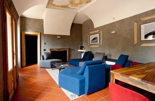 San Rocchino-Costalunga House | ANNAMA Coliving