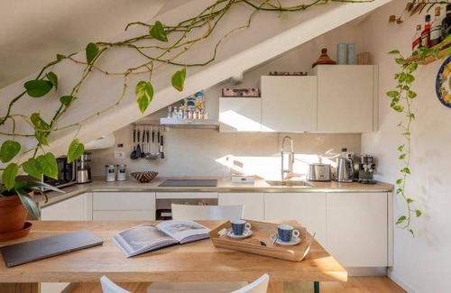 Magenta Apartment | Apartment ∙ 1 bedroom ∙ 2 guests