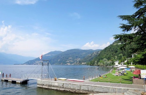 Luino Apartment | Apartment del Sole in Luino - 2 persons, 1 bedrooms
