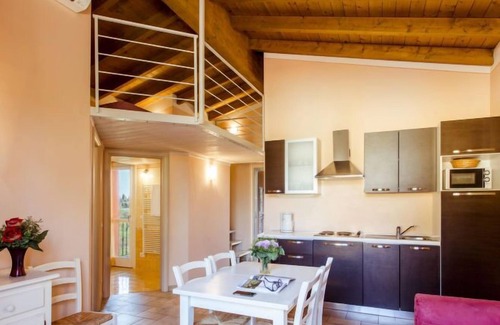 Crociale Apartment | Apartment Il Ruscello in Manerba - 5 persons, 1 bedrooms