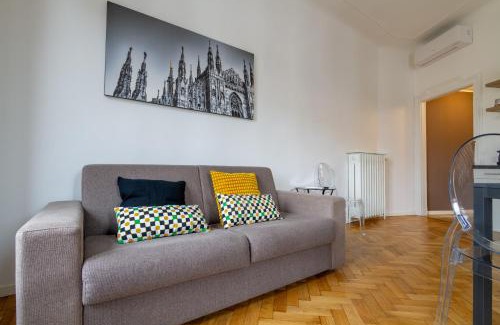 Porta Venezia Apartment | Apartment in Historic Building- Porta Venezia