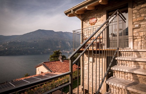 Blevio Apartment | Apartment 'Loft E Veranda Sul Lago Di Como' with Lake View, Wi-Fi and Air Conditioning