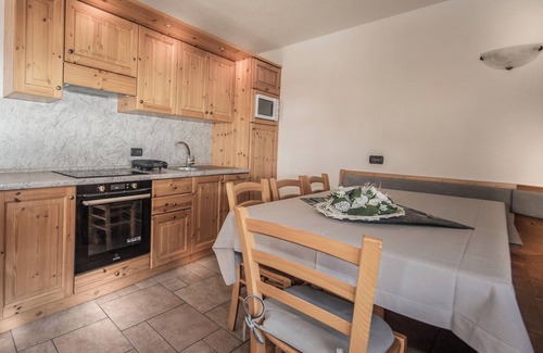 Livigno Apartment | Apartment "Quadrilocale Baita Kate" with Mountain View, Garden & Wi-Fi