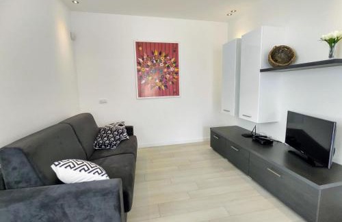 Gera Lario Apartment | Apartment Titti - GLA133 by Interhome
