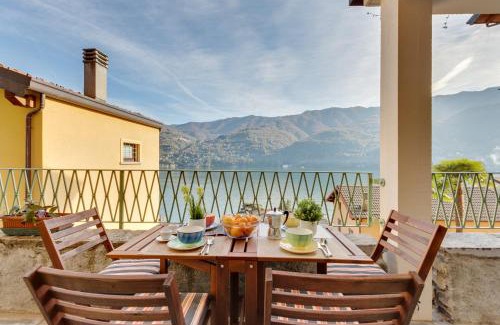Carate Urio Apartment | Appartamento con vista Lago di Como e Parcheggio incluso