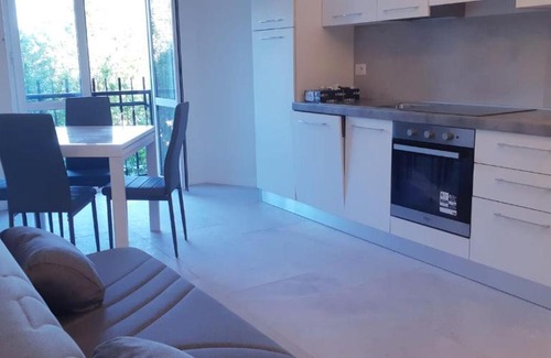 Zona Farini Apartment | Appartamento nuovo in Via Valtellina Milano