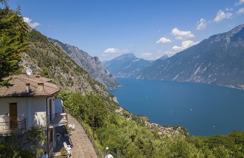 Tremosine Apartment | Appartamento Secrel 7, Tremosine, Italy