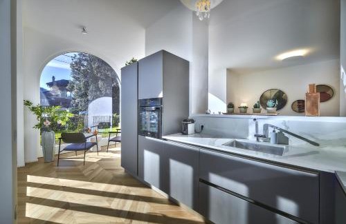 Lierna Apartment | Apt In Villa Bianca