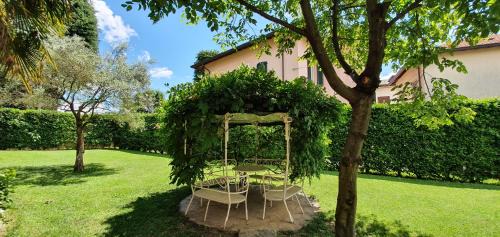Bulgarograsso Bed & Breakfast | B&B Le Palme