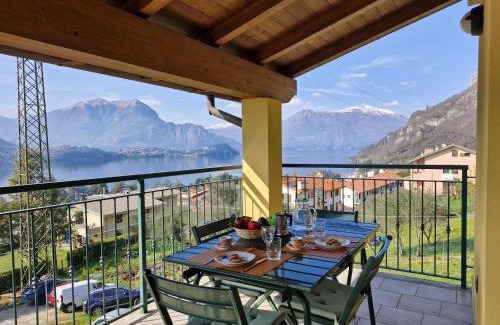 Lierna Apartment | Balcony Lake View Apartment