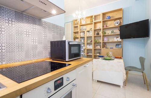 Stadera Apartment | Beautiful apartment for 4 guests with WIFI, A/C, TV and balcony