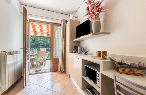 Tremosine Apartment | Beautiful Apartment “Residence Tatiana A4” with Pool, Terrace