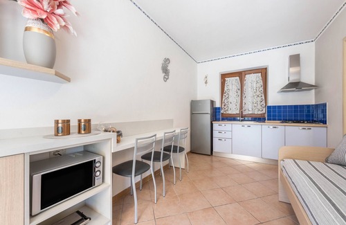 Tremosine Apartment | Beautiful Apartment “Residence Tatiana A4” with Pool, Terrace