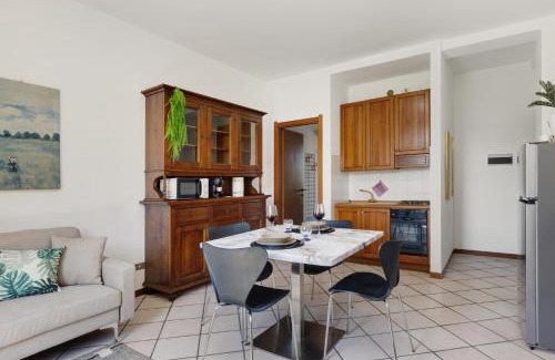Azzano San Paolo Apartment | BGY Airport Home - 2min from BGY Airport, WiFi