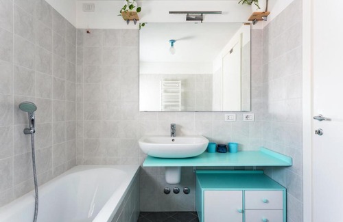Crescenzago Apartment | Bright and spacious apartment in Milan!