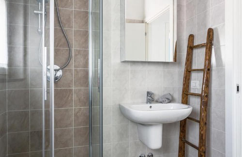 Crescenzago Apartment | Bright and spacious apartment in Milan!