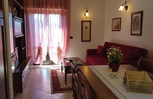 Voltino Apartment | Casa Palanca 2 balcony lake view By Garda Domus Mea