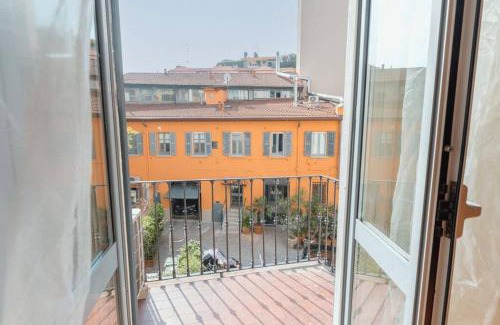 Magenta Apartment | Casa Sterlizia, by R Collection Apartment