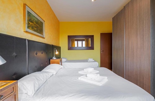 Cagnola Apartment | Certosa 90
