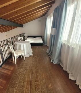 Stezzano Villa | CharmeRooms Villa Moroni La Depandance