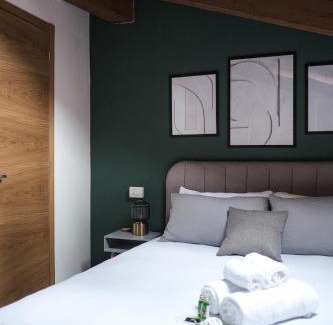 Tirano Apartment | CharmEscape OldTown - 6 min walk to BerninaExpress