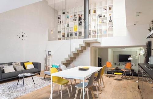 Ponte Seveso Apartment | Chic & Cozy Milan Loft – Perfect for Groups & Families